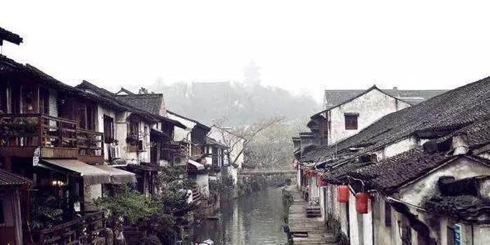 结婚不久就离婚和一直嫁不出去相比，哪个更让人觉得可怜？游戏画面
